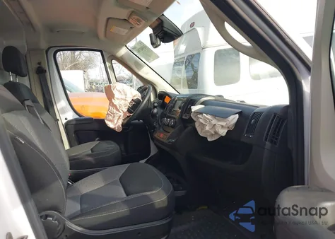 2021 Ram Promaster 1500 High Roof 136 Wb z USA, uszkodzony, nr VIN 3C6LRVBG5ME575970